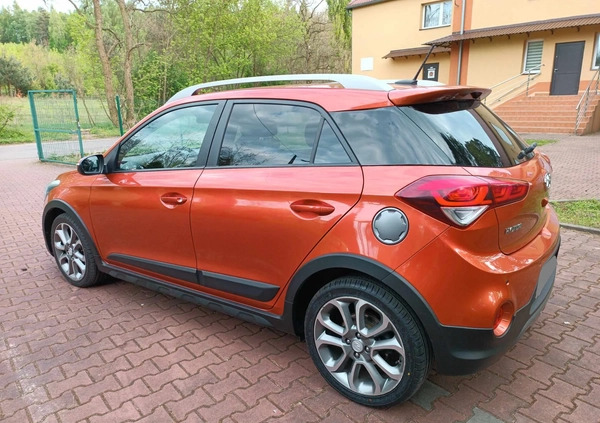 Hyundai i20 cena 42900 przebieg: 183000, rok produkcji 2016 z Mrozy małe 301